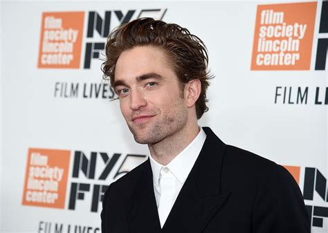 robert pattinson net worth